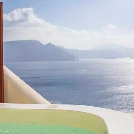 Aloia Santorini Two Bedroom With Outdoor Hot Tub Spyros Demi * Oia (Santorini)