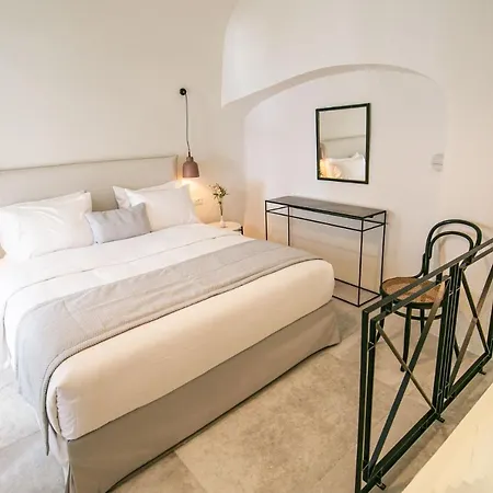 Aloia Santorini Two Bedroom With Outdoor Hot Tub Spyros Demi Villa Oia (Santorini)