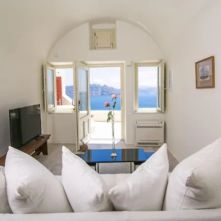 Aloia Santorini Two Bedroom With Outdoor Hot Tub Spyros Demi * Oia (Santorini)