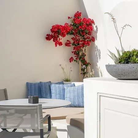 Aloia Santorini Two Bedroom With Outdoor Hot Tub Spyros Demi * Oia (Santorini)