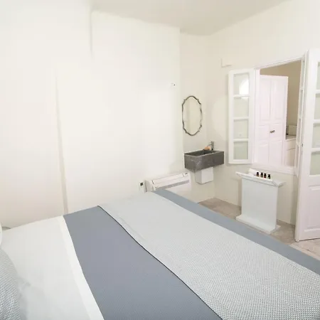 Aloia Santorini Two Bedroom With Outdoor Hot Tub Spyros Demi Villa